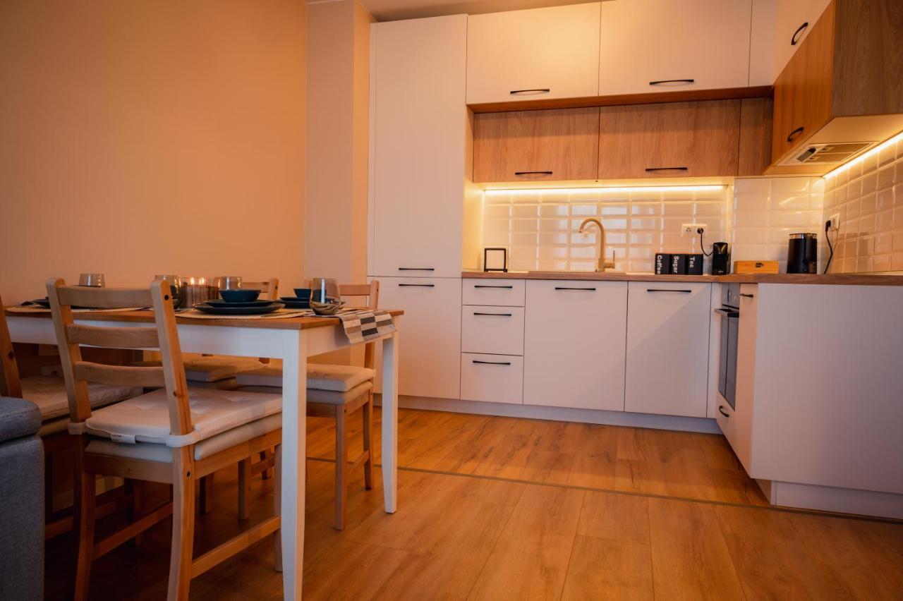 Emerald Suite With Private Parking فارنا المظهر الخارجي الصورة
