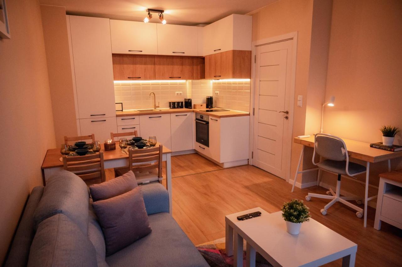 Emerald Suite With Private Parking فارنا المظهر الخارجي الصورة