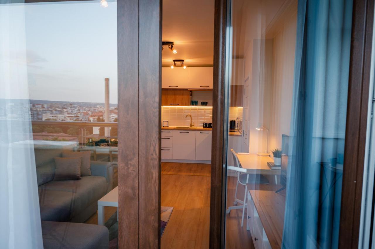 Emerald Suite With Private Parking فارنا المظهر الخارجي الصورة