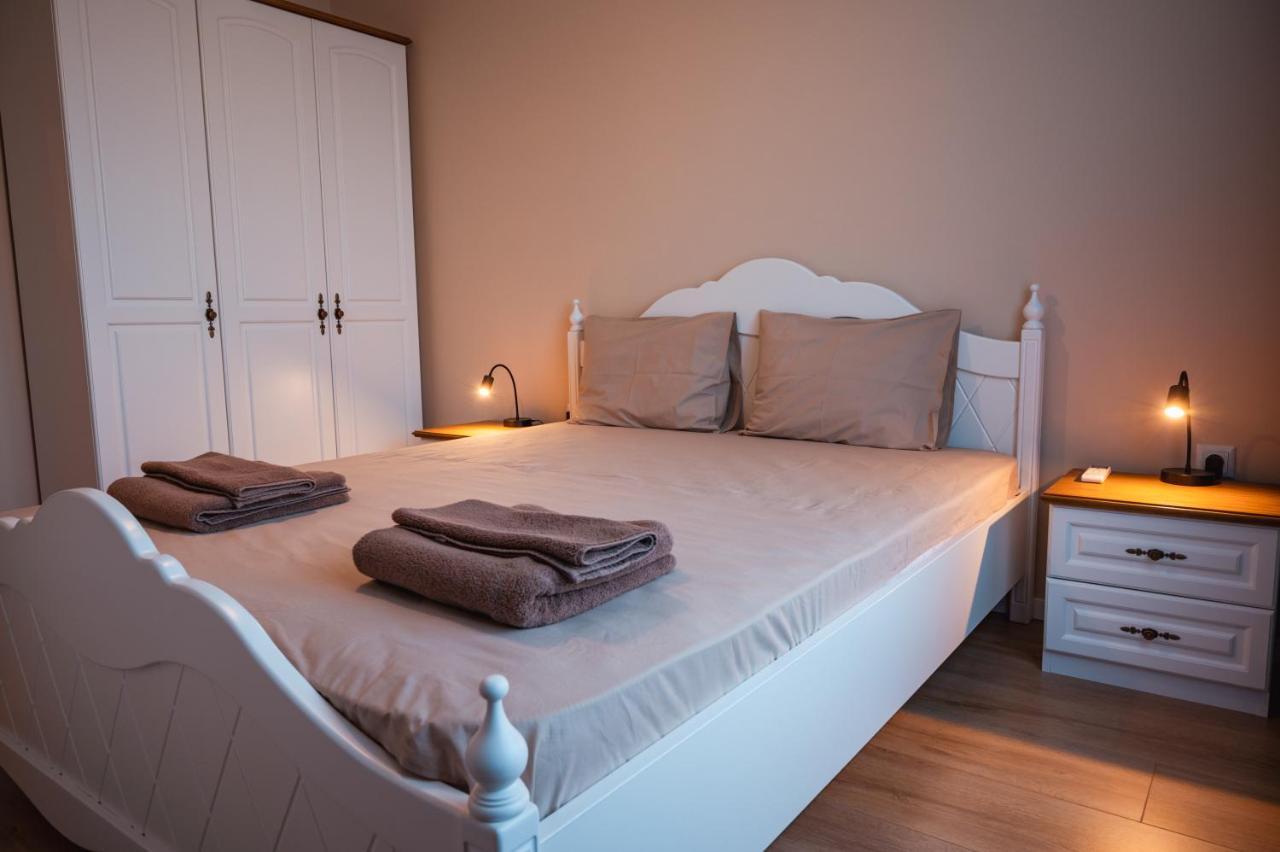 Emerald Suite With Private Parking فارنا المظهر الخارجي الصورة